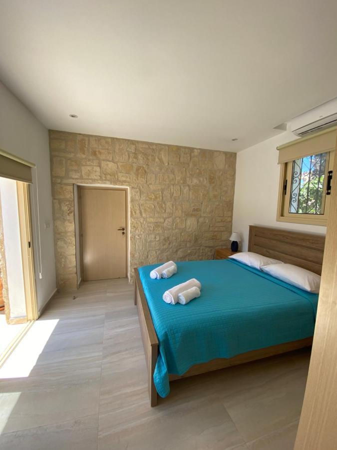 Villa Caerus Paphos Exteriör bild