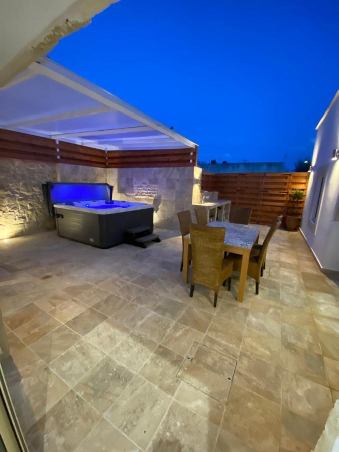 Villa Caerus Paphos Exteriör bild